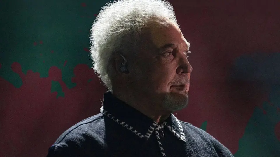 Artwork for Tom Jones at The Masonic